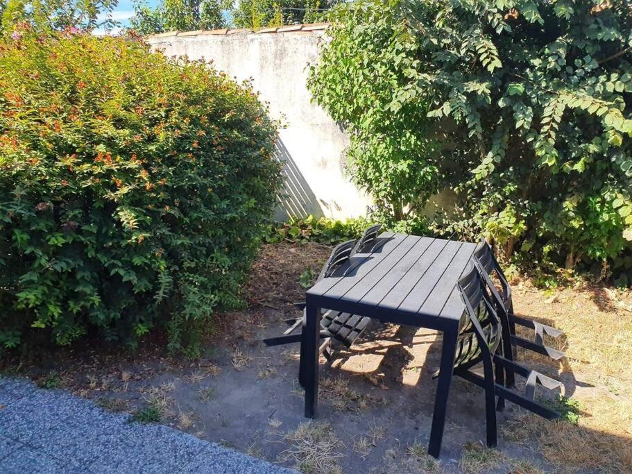 Appartement Centre Ville Au Calme Jardin Et Parking Public La Rochelle  Ngoại thất bức ảnh